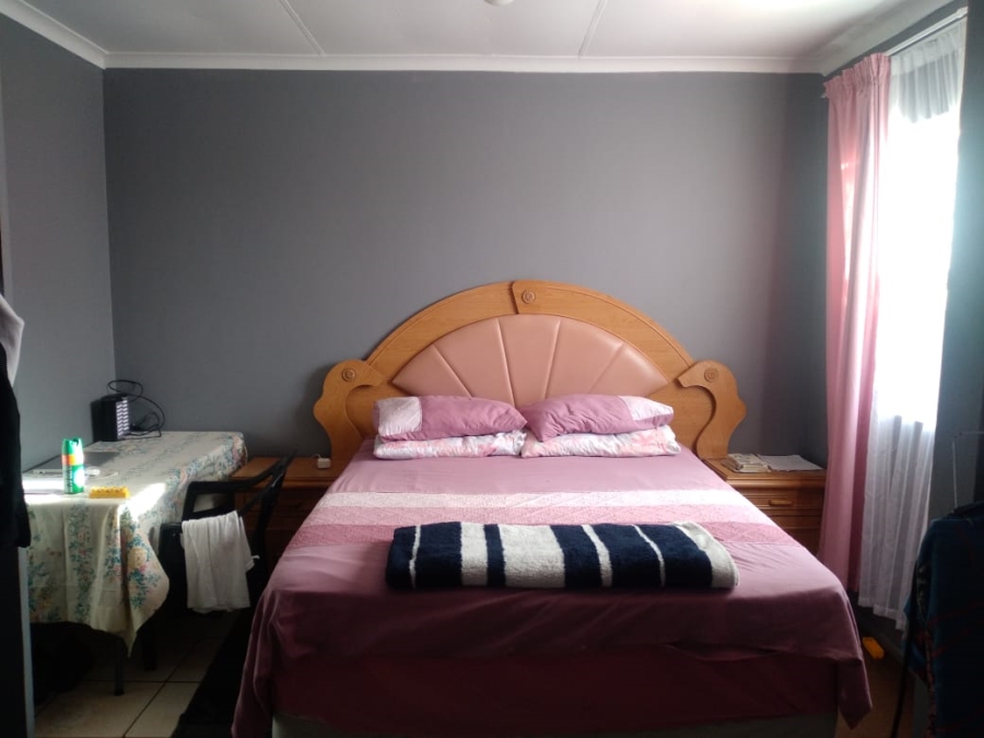 4 Bedroom Property for Sale in Pacaltsdorp Western Cape